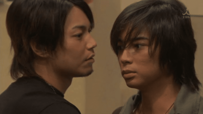 Kondo threatens Bito