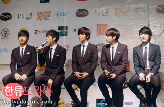 Infinite at the DKFC press conference
