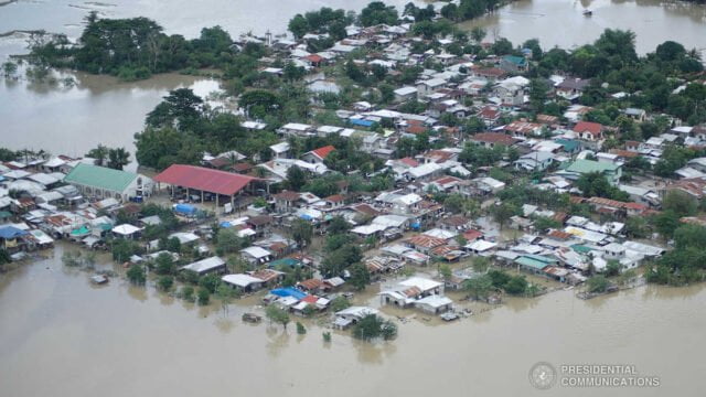 Aerial photo of flood in Cagayan. Fans clubs of Korean artists organized Typhoon Ulysses donation drives for the typhoon victims.
