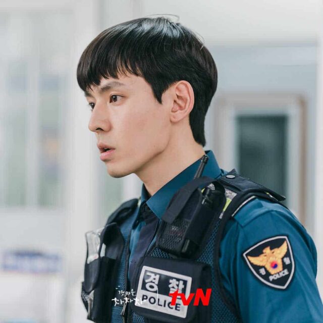Kang Hyung-suk as policeman Choi Eun-cheol