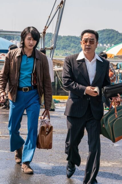 Yang Se-jong and Ryu Seung-ryong in "Low Life"