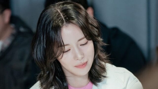 Lim Ji-yeon plays the role of an entertainment reporter in "Nice to Not Meet You."
